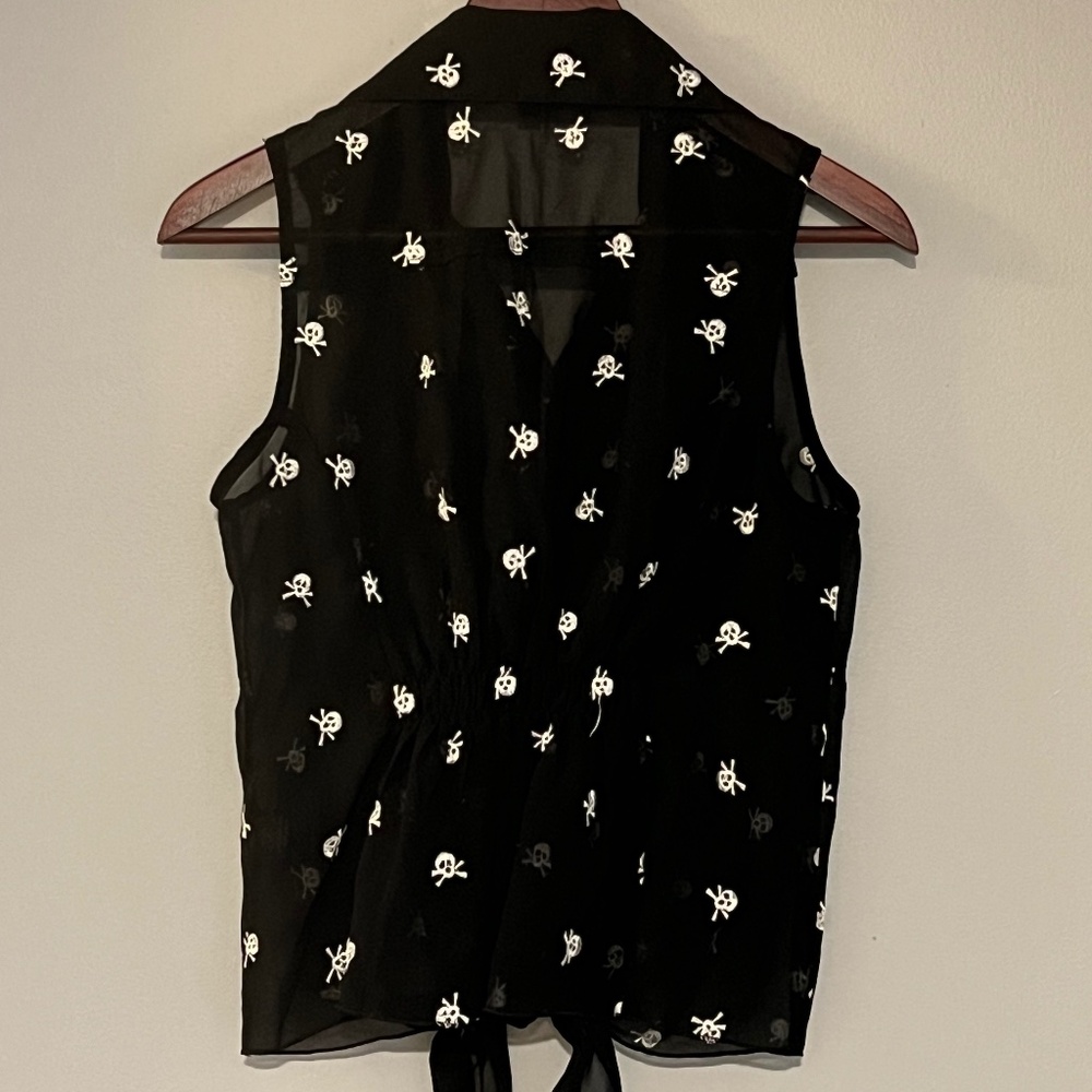 Sheer skull shirt in size small